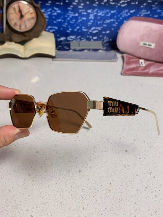 ✅NWT Authentic  MIU MIU Sunglasses main image 9